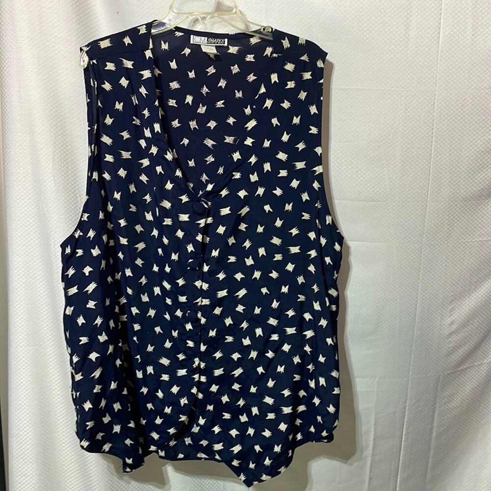 CM Shapes 2x navy blue cream graphic vest vintage euc covered buttons like new